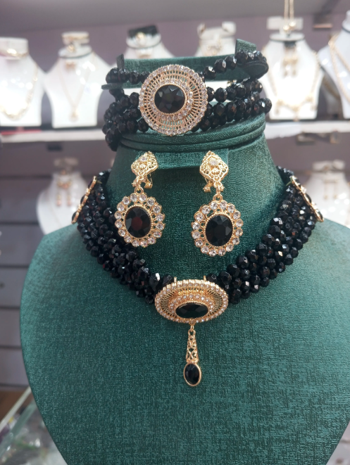 store.Product Image